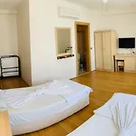 Hotel Armoni 2*